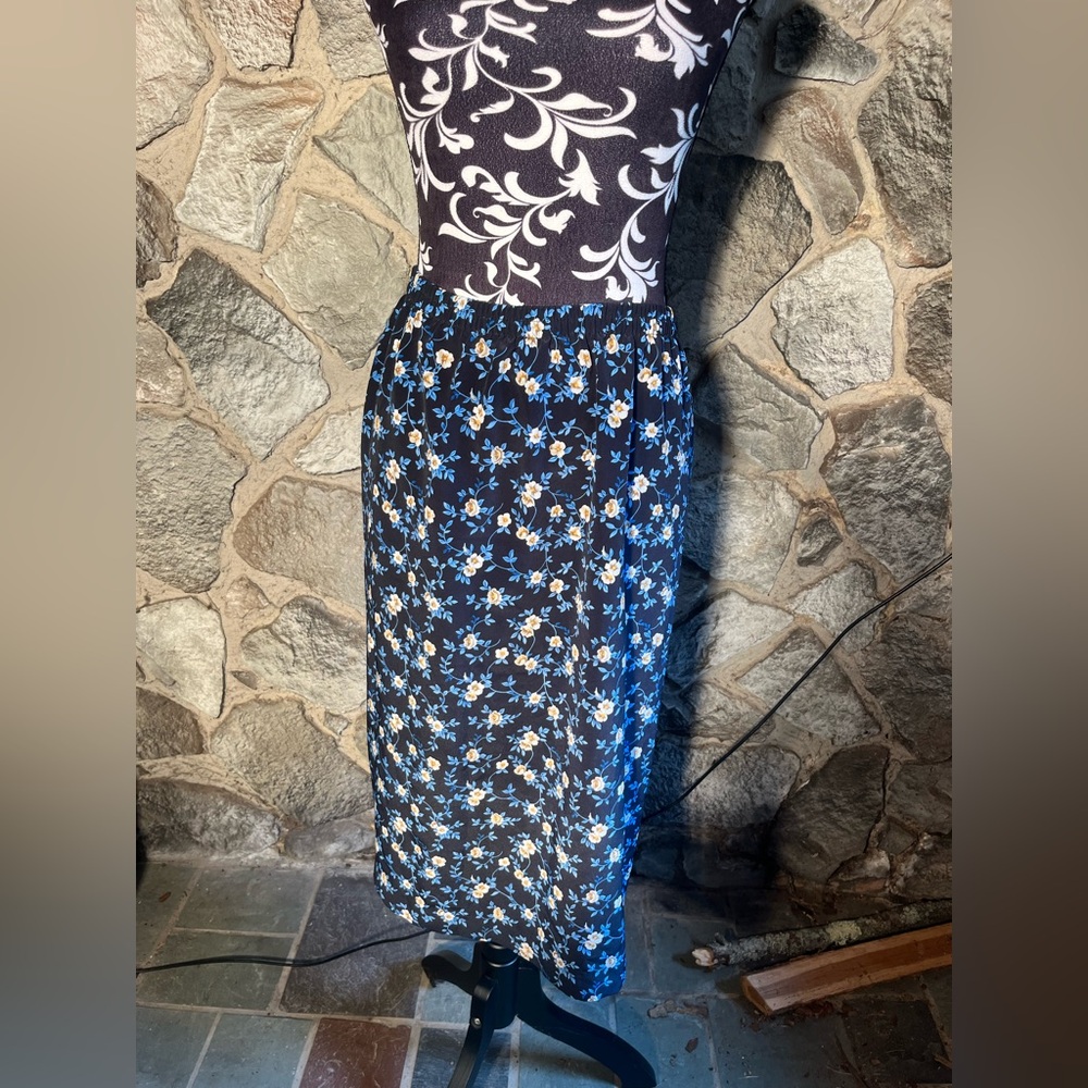 The Tog Shop Floral Print Maxi Skirt 22W